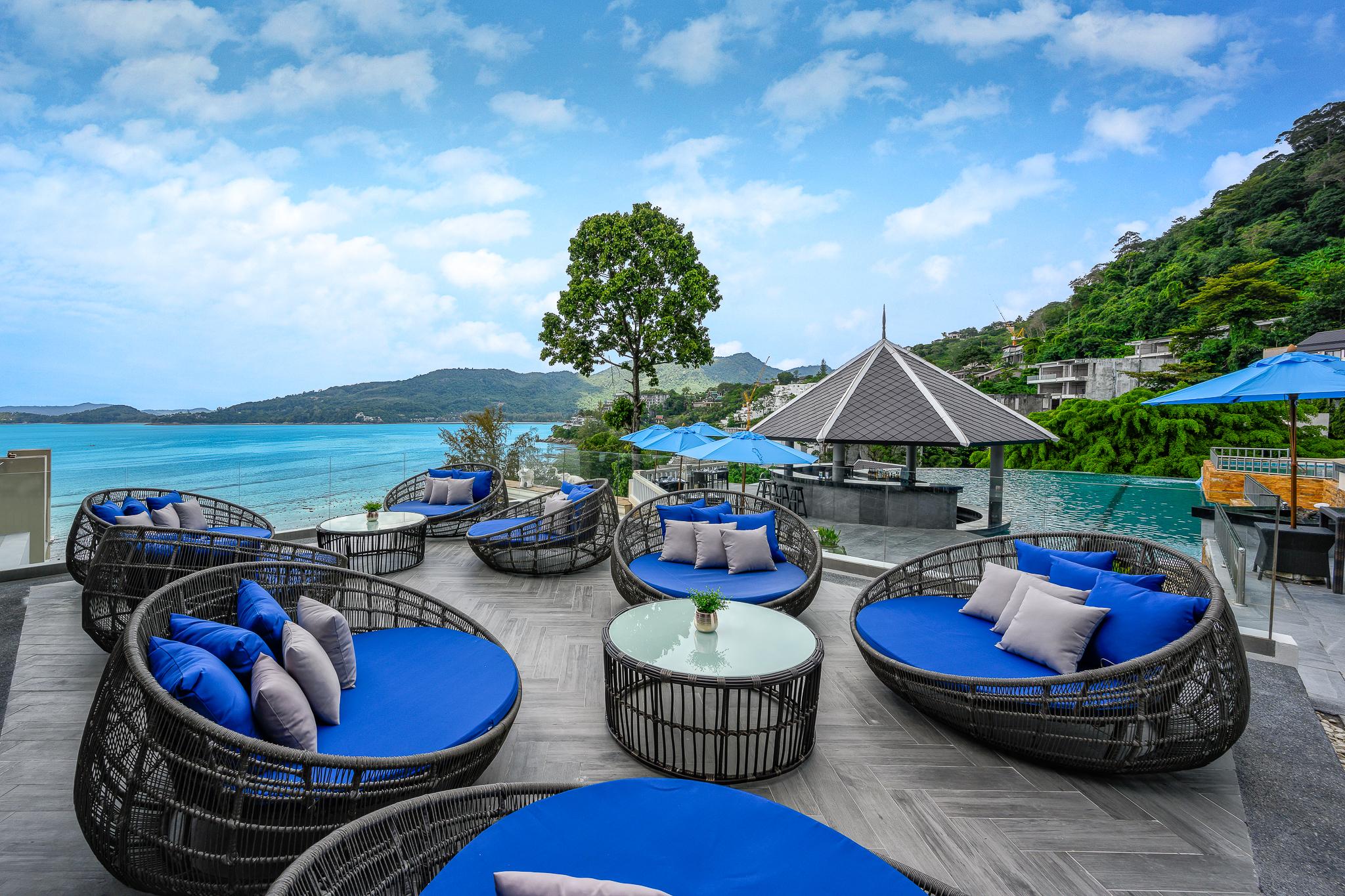 Namaka Resort Kamala Luaran gambar The View Bar
