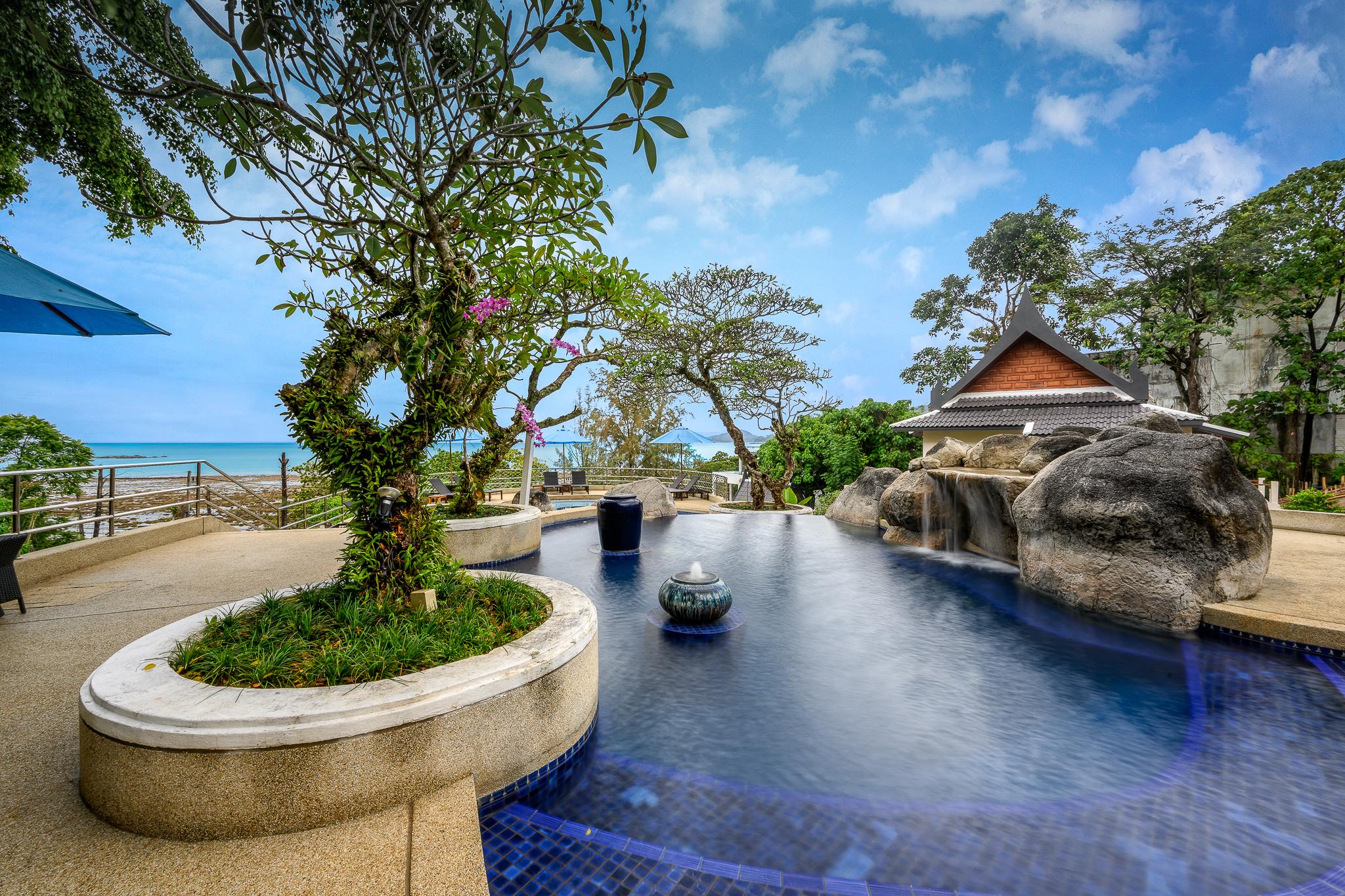 Namaka Resort Kamala Luaran gambar The Rock Resort