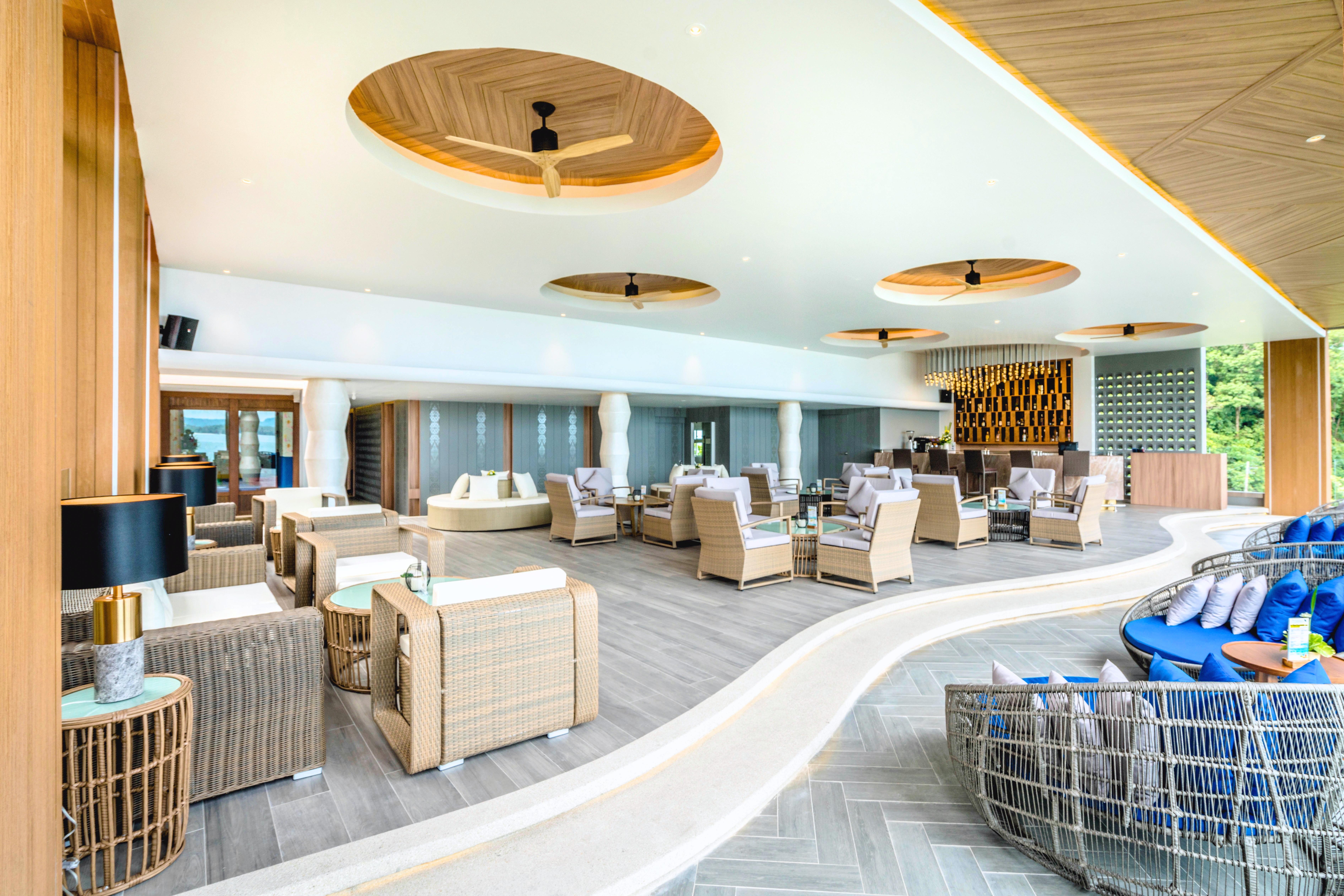 Namaka Resort Kamala Luaran gambar The interior of the lounge